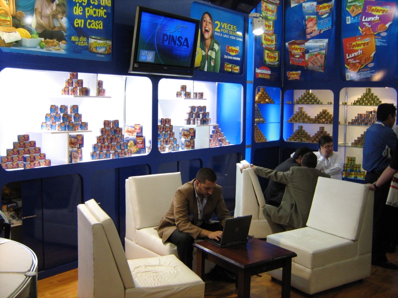 Stand Grande e Irregular